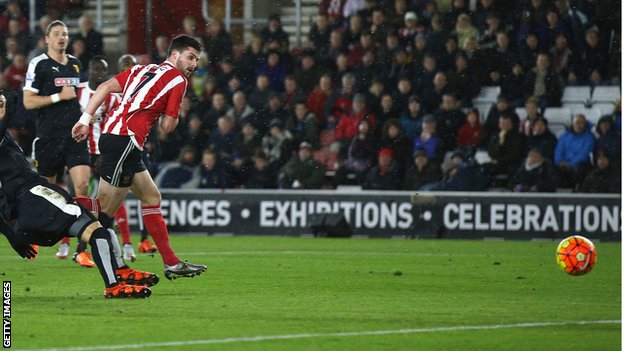 Саутхемптън - Уотфорд 2:0 