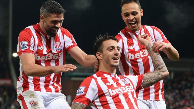 Стоук Сити - Норич 3:1 