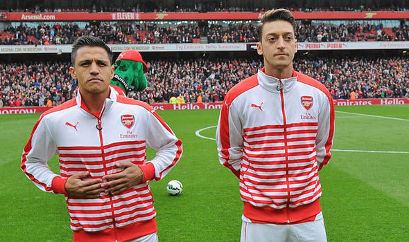 Росицки: Йозил и Санчес могат да донесат титлата на Арсенал 