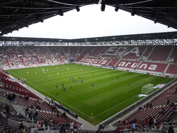 Аугсбург - Байерн Мюнхен: Шампионите ще спечелят дербито  