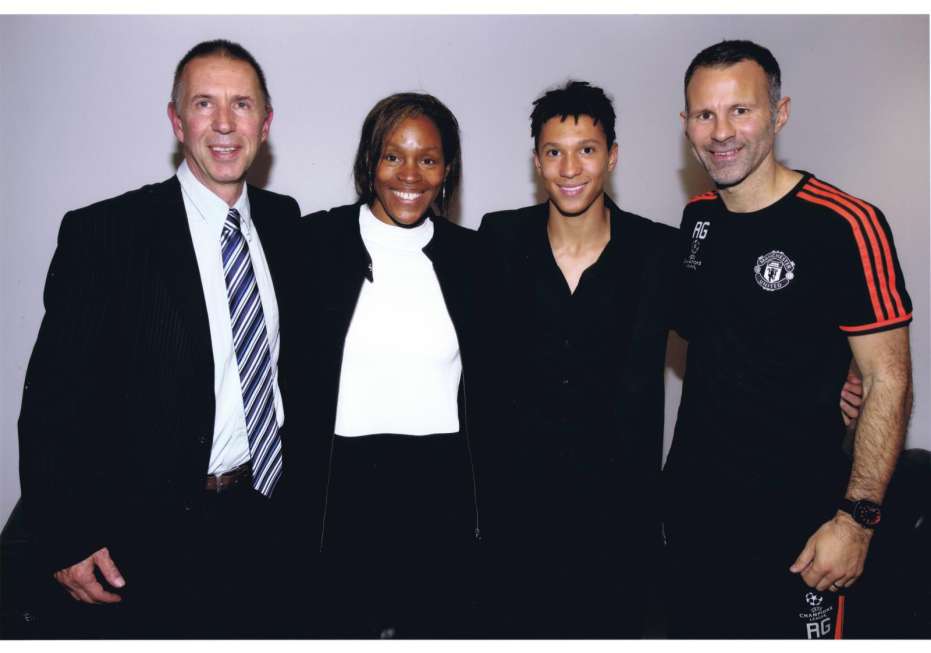 Юнайтед подписа с 16-годишен 