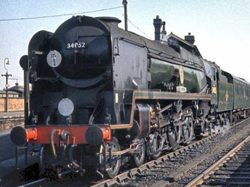 Кристъл Палас предложи на феновете си пътуване с влак за последния мач от сезона