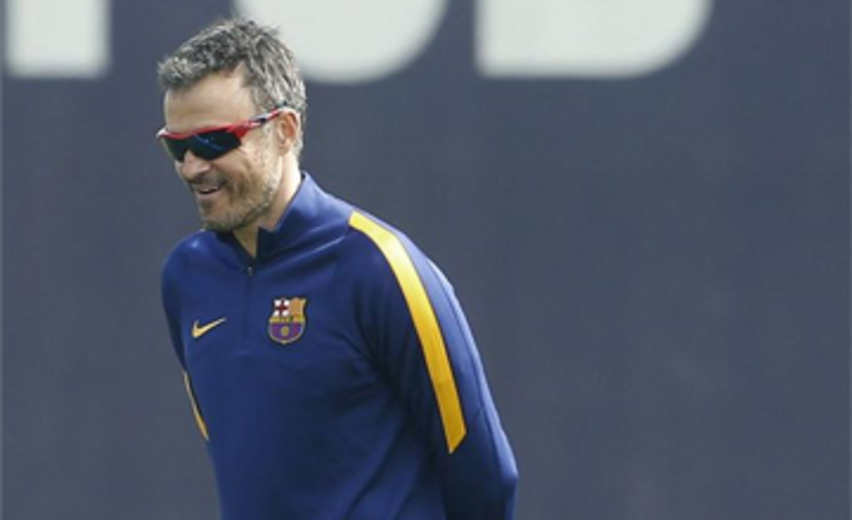 Енрике няма да напусне Барселона през това лято 