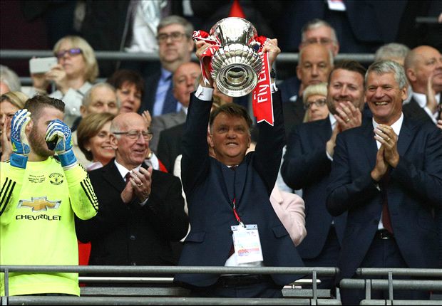 Ван Гаал: Надявам се, че ще се видим през следващия сезон 