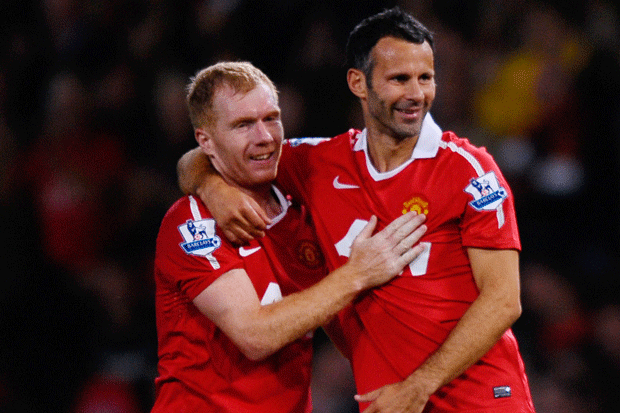 Скоулс: Ще е тъжно, ако Гигс напусне Юнайтед 