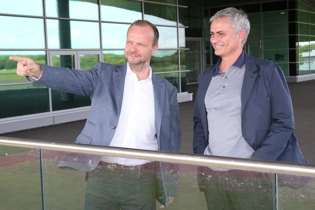 Юнайтед няма да разкрива длъжността спортен директор 