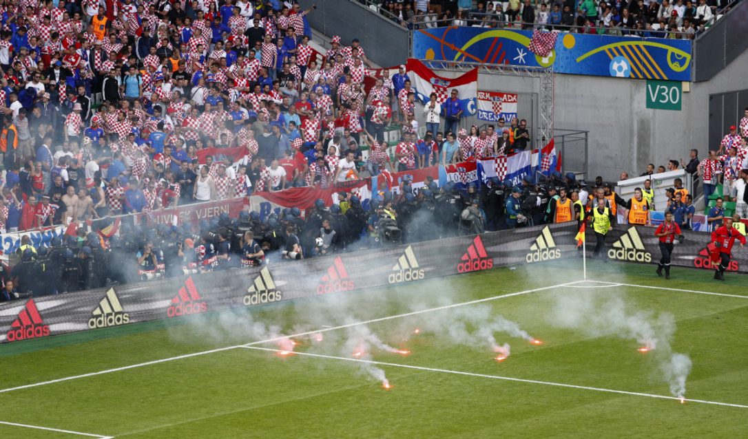 Хърватите готвят безредици в Бордо, спецчасти влизат в стадиона (схема)