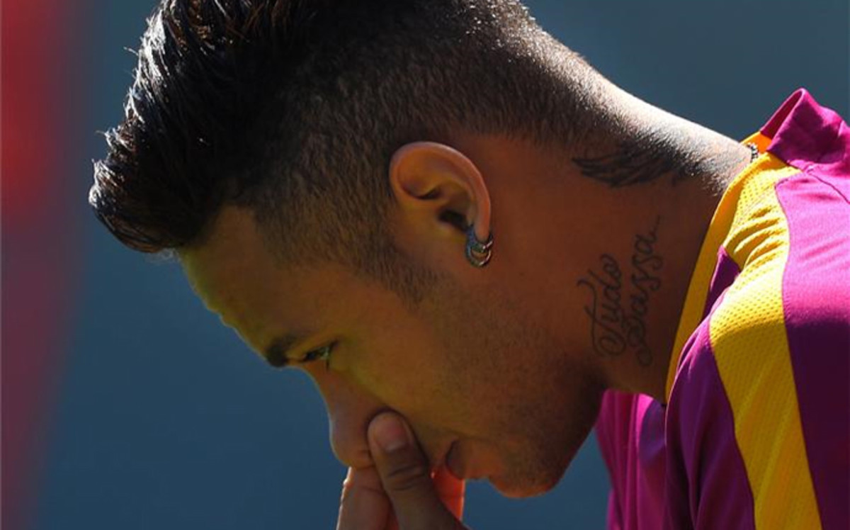 Барселона е готов да плати на Неймар не повече от 15 млн. 