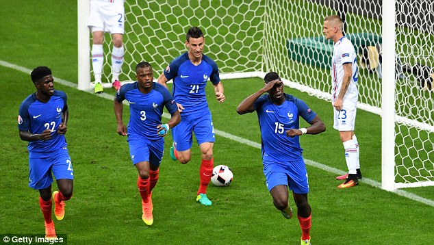 Моуриньо е убеден, че Погба ще дойде в Юнайтед 