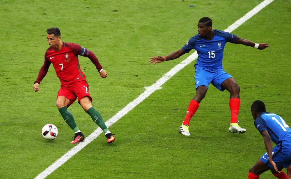 Погба: ФИФА трябва да даде Златната топка на Роналдо 