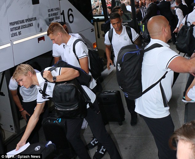 Перес принудил Зидан да вземе Едегор на турнето 