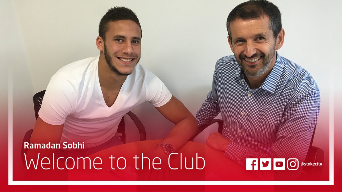 Стоук привлече египтянин 