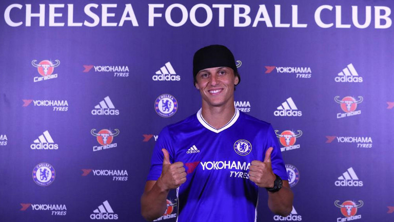 Давид Луис започва като титуляр срещу Ливърпул 