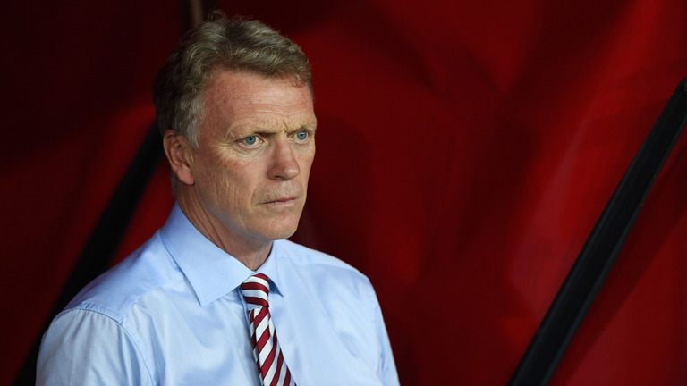 Мойс: Хонорарите на агентите трябва да се осветлят 