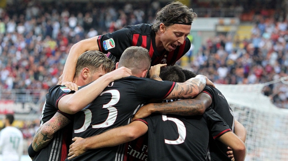 Милан - Сасуоло 4:3 