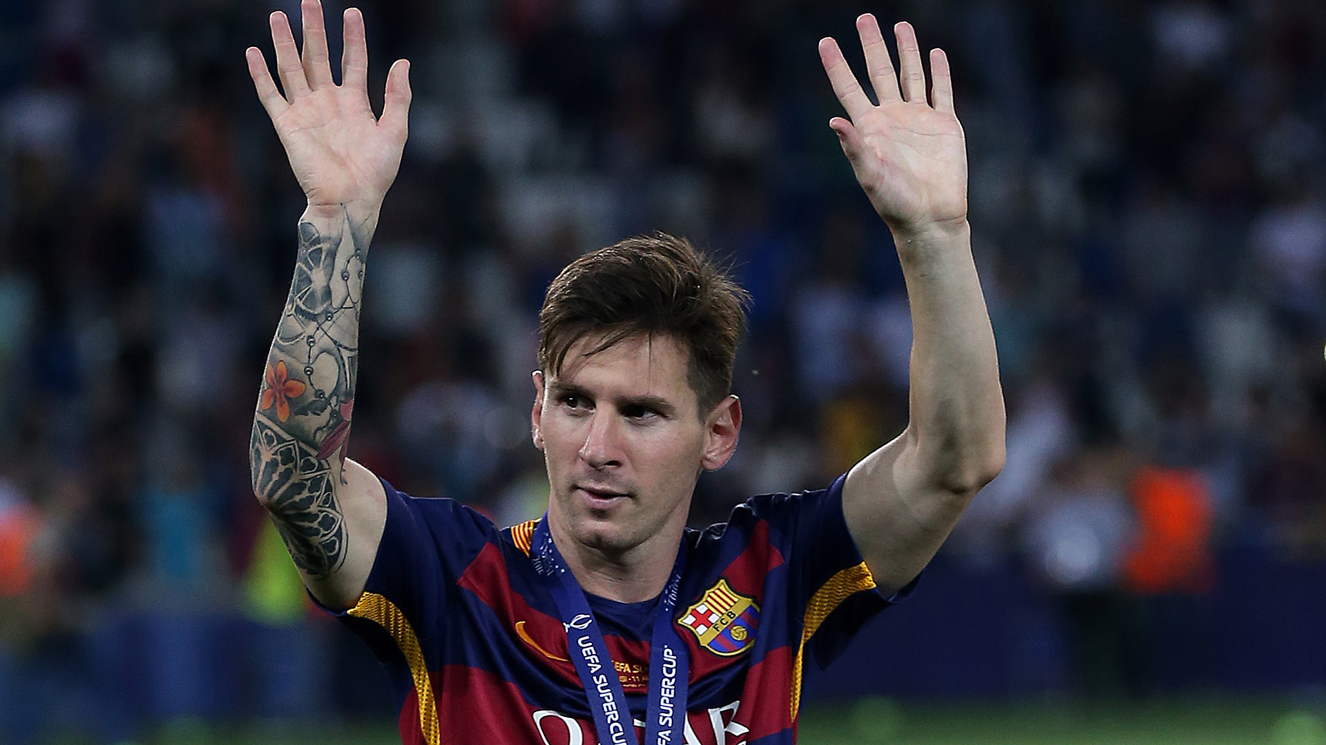 Меси подписва с Барса, но с клауза за връщане в Нюелс Олд Бойс