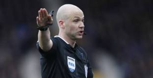 Антъни Тейлър ще ръководи мача за Суперкупата на УЕФА