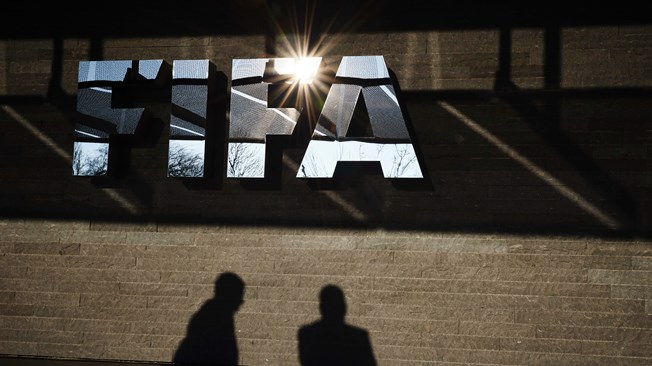ФИФА наказа Федерацията на Испания 