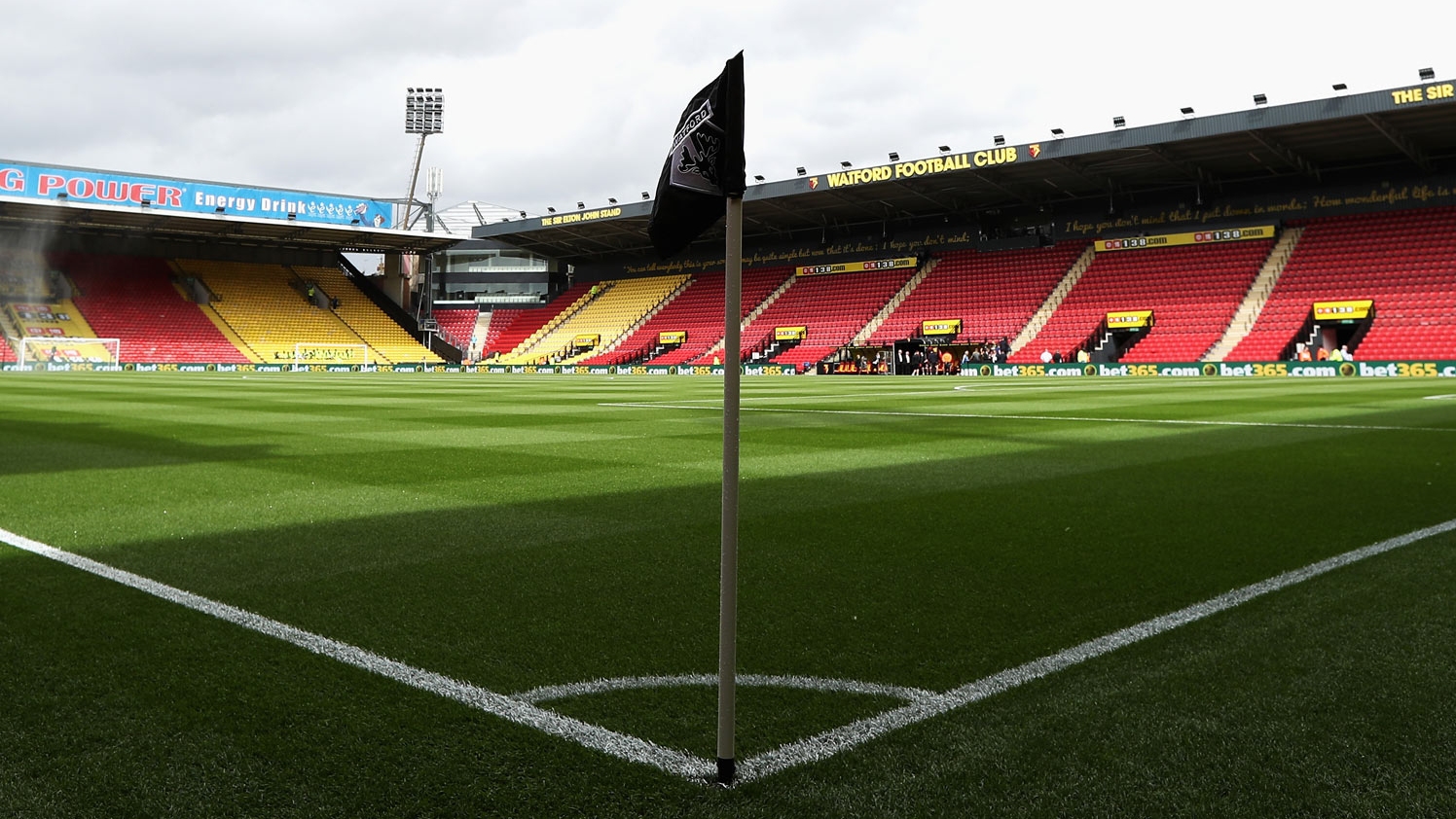 Президентът на Уотфорд подаде оставка 