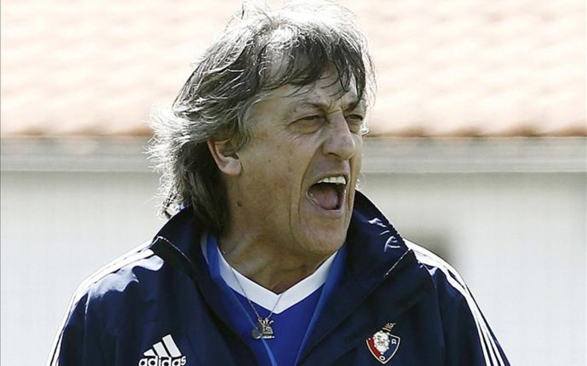 Осасуна уволни Енрике Мартин