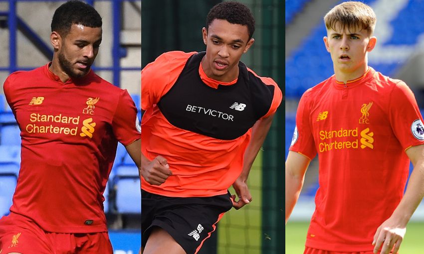 Ливърпул удължи договорите си с трима 