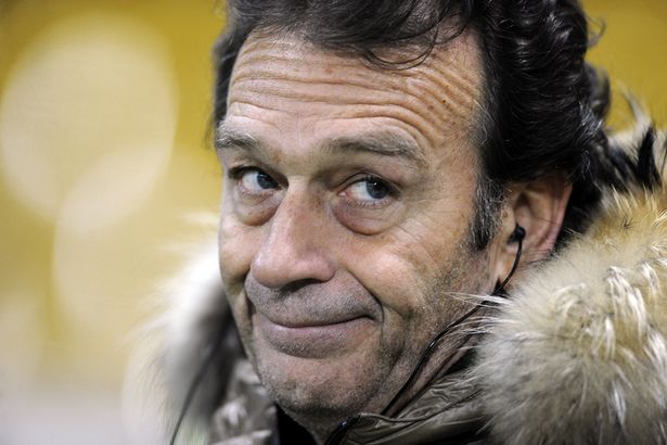 Челино води преговори за продажбата на Лийдс