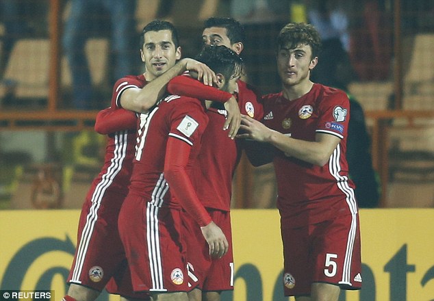 Мхитарян: Няма да се предам и ще се боря за мястото си в Юнайтед