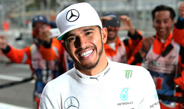 Хамилтън стартира първи в Бразилия 