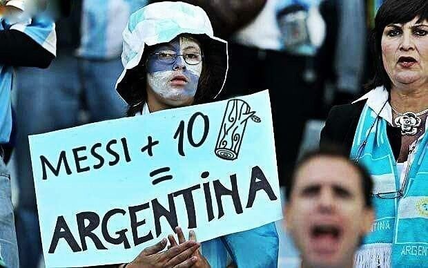 Банер от фенка на Аржентина. 