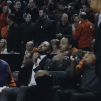 Когато твоите повеждат в последната минута.