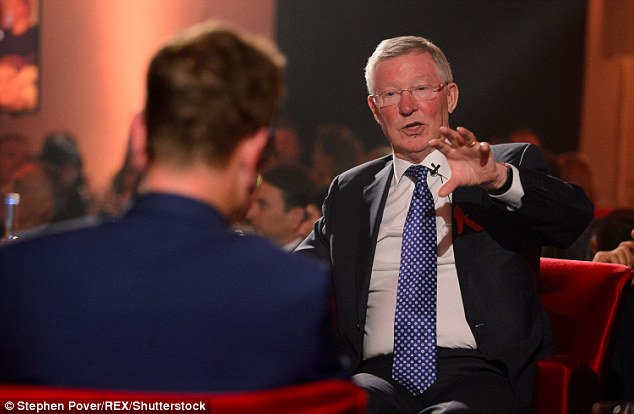 Сър Алекс: Продължавам много да работя 