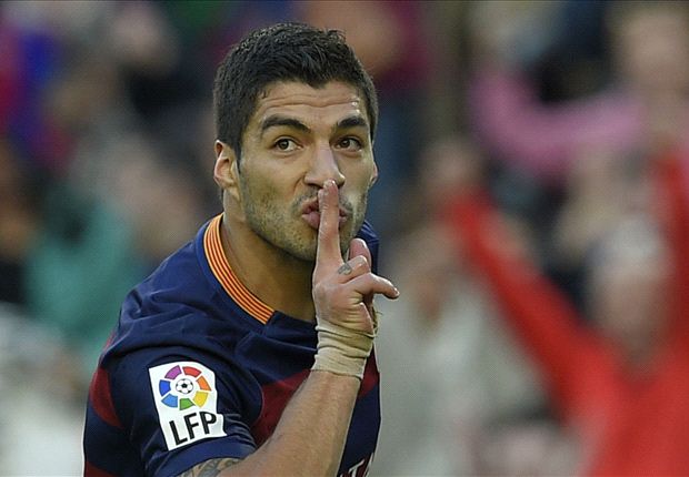 Барселона утре ще обяви за новия договор на Суарес 