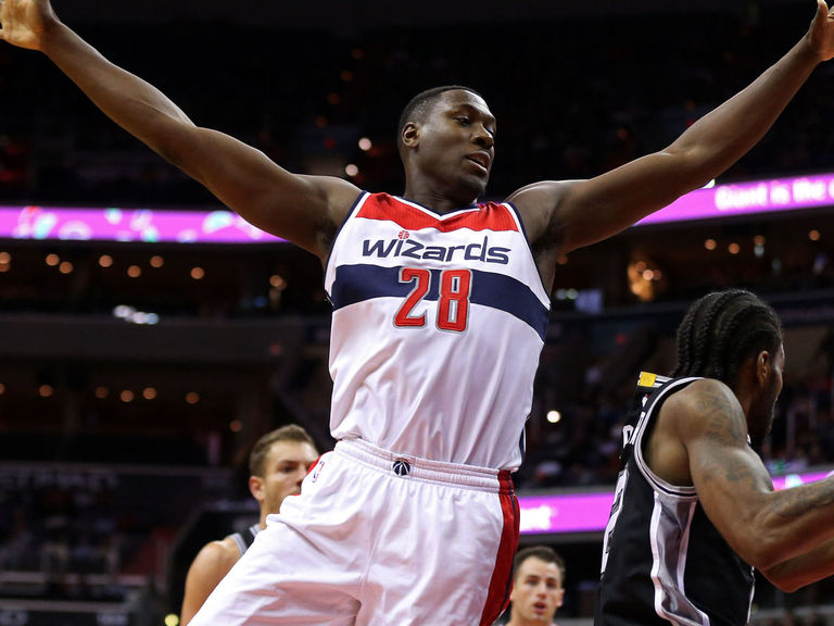 Махинми ще отсъства още шест седмици 