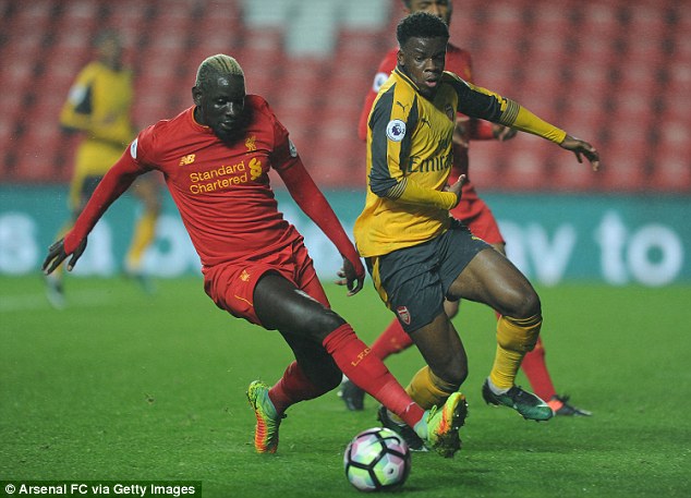 Ливърпул пуска Сако под наем за 500 000 паунда 