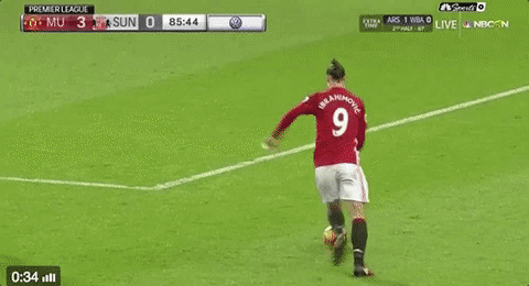 Удар на скорпиона в изпълнение на Мхитарян.