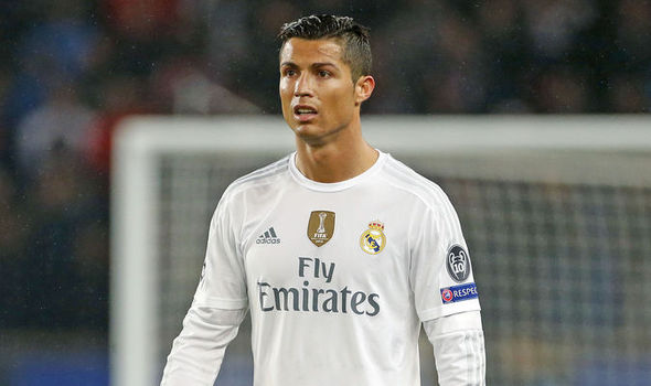 Китайски клуб предложи 300 милиона за Роналдо 