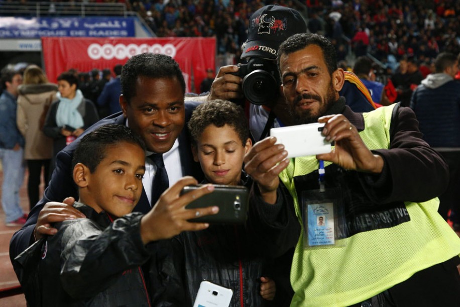 Клуб Африкен - Пари Сен Жермен 0:3 