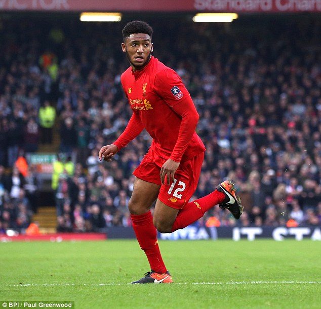 Борнемут се насочи към двама от Ливърпул 