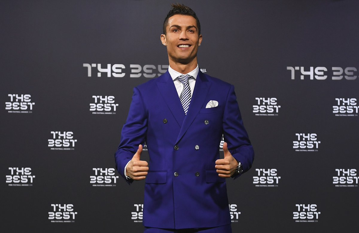 Роналдо бе определен за Играч на годината по версията на ФИФА