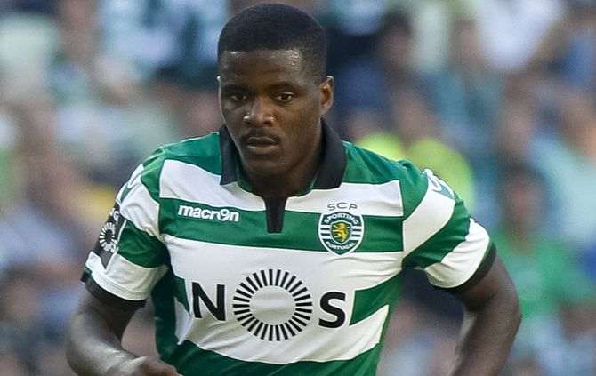 Ливърпул се интересува от португалски национал 