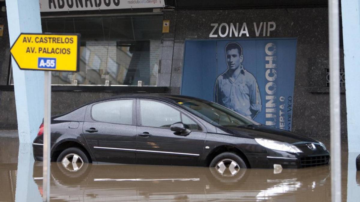 Перес заплашвал заради отложения мач със Селта 