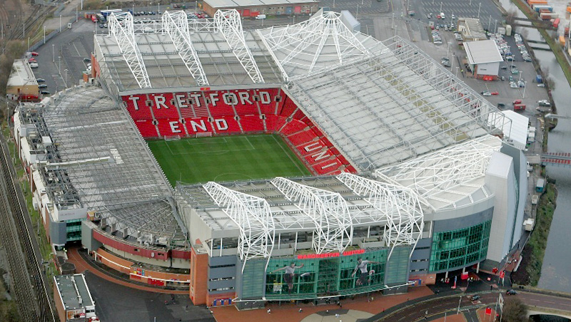 Юнайтед отново замрази цените на карти и билети