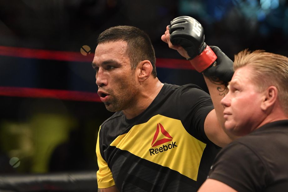 Вердум и Ротуел ще се бият на 13 май 