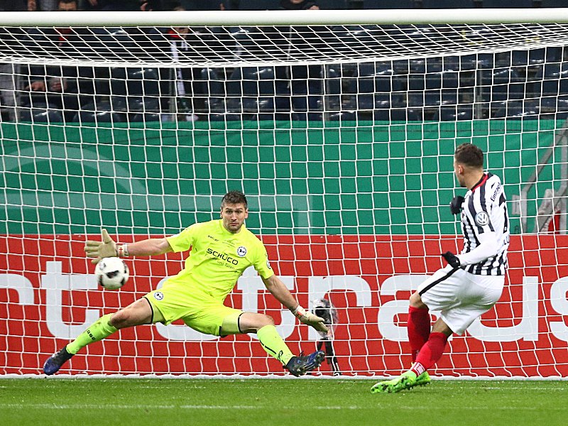 Айнтрахт - Арминия Билефелд 1:0 