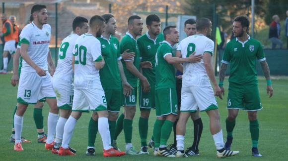 Пирин - Нефтохимик 2:1 