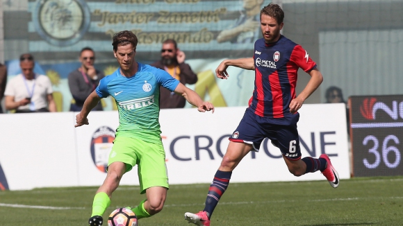 Кротоне - Интер 2:1 