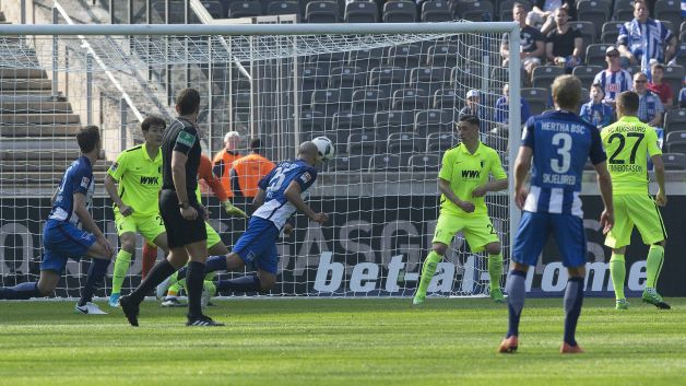 Херта - Аугсбург 2:0 