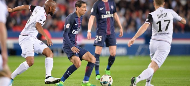 Пари Сен Жермен - Гингам 3:0 