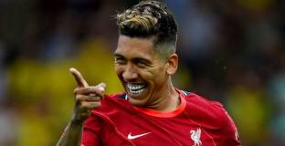  Фирмино стана първият бразилец с повече от един хеттрик 