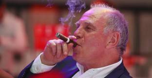 Хьонес: Байерн се бори с държави, а не с клубове